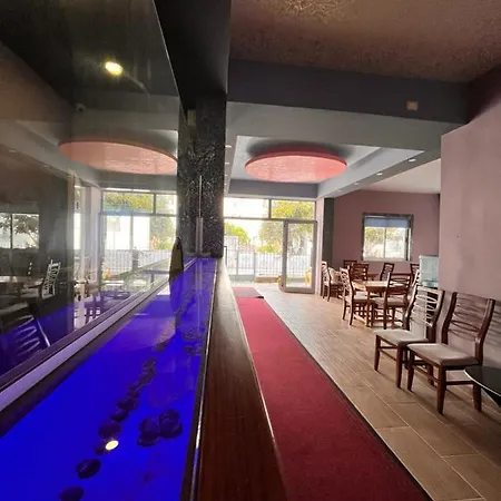 Himara City Hotel 3* Himare
